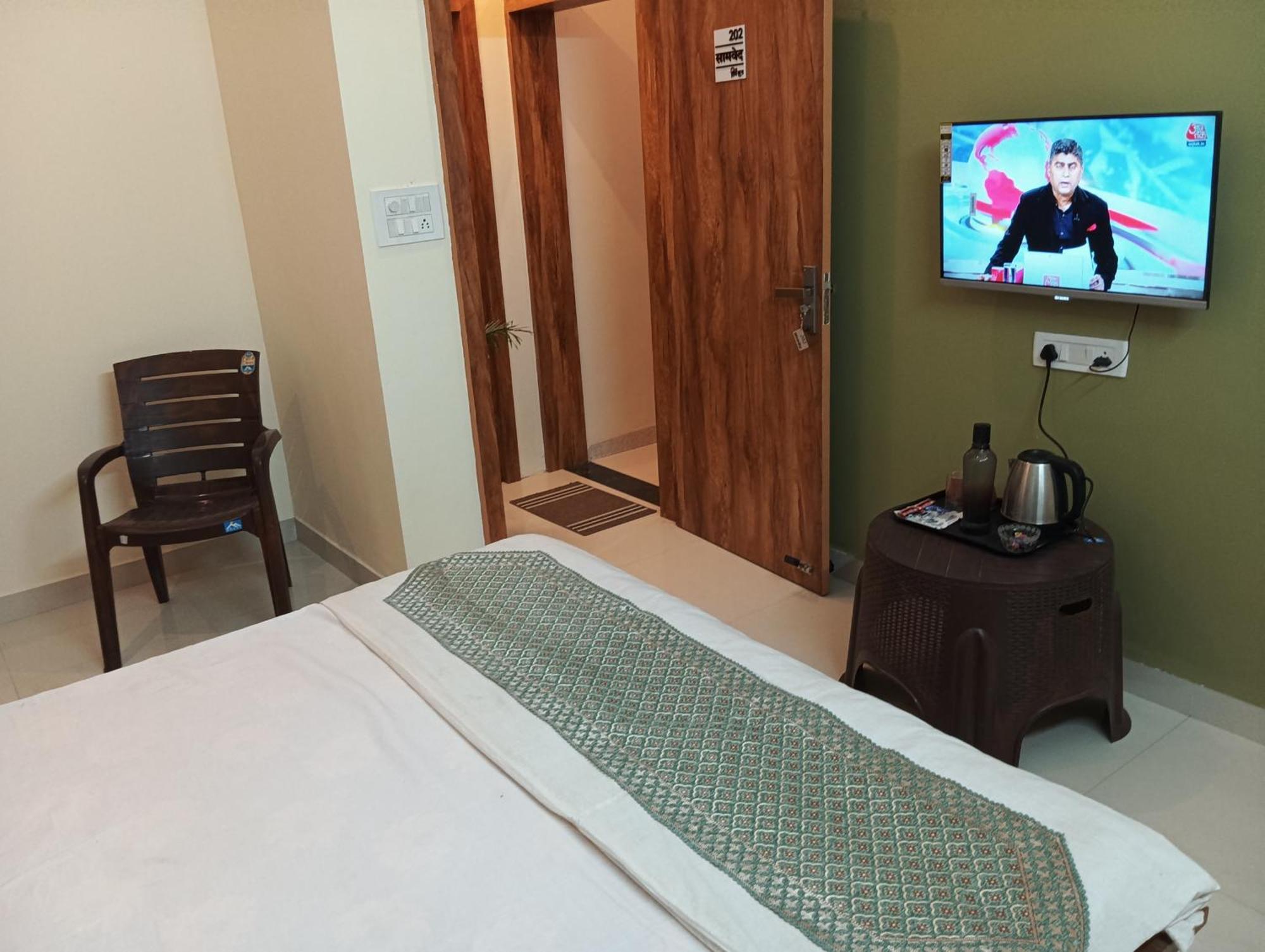 Hotel Shivashray Luxury Stays & Inn Ujjain Cameră foto